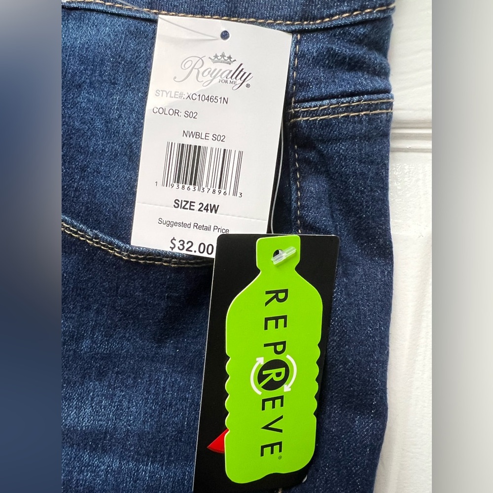 Royalty for Me - women's mid-rise crop stretch capri denim jeans Size 24W NEW WT - Picture 5 of 10